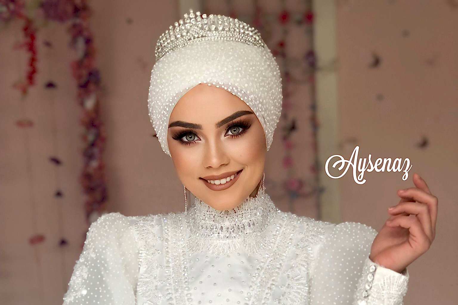 Kapalı Gelinlik Modelleri